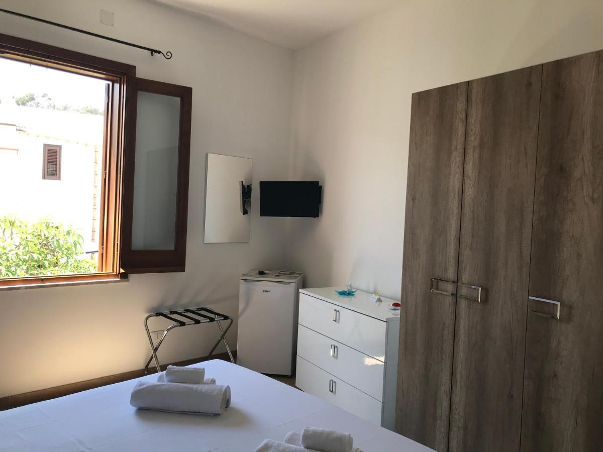 Alojamento de Acomodação e Pequeno-almoço Il Piccolo Giardino San Vito Lo Capo